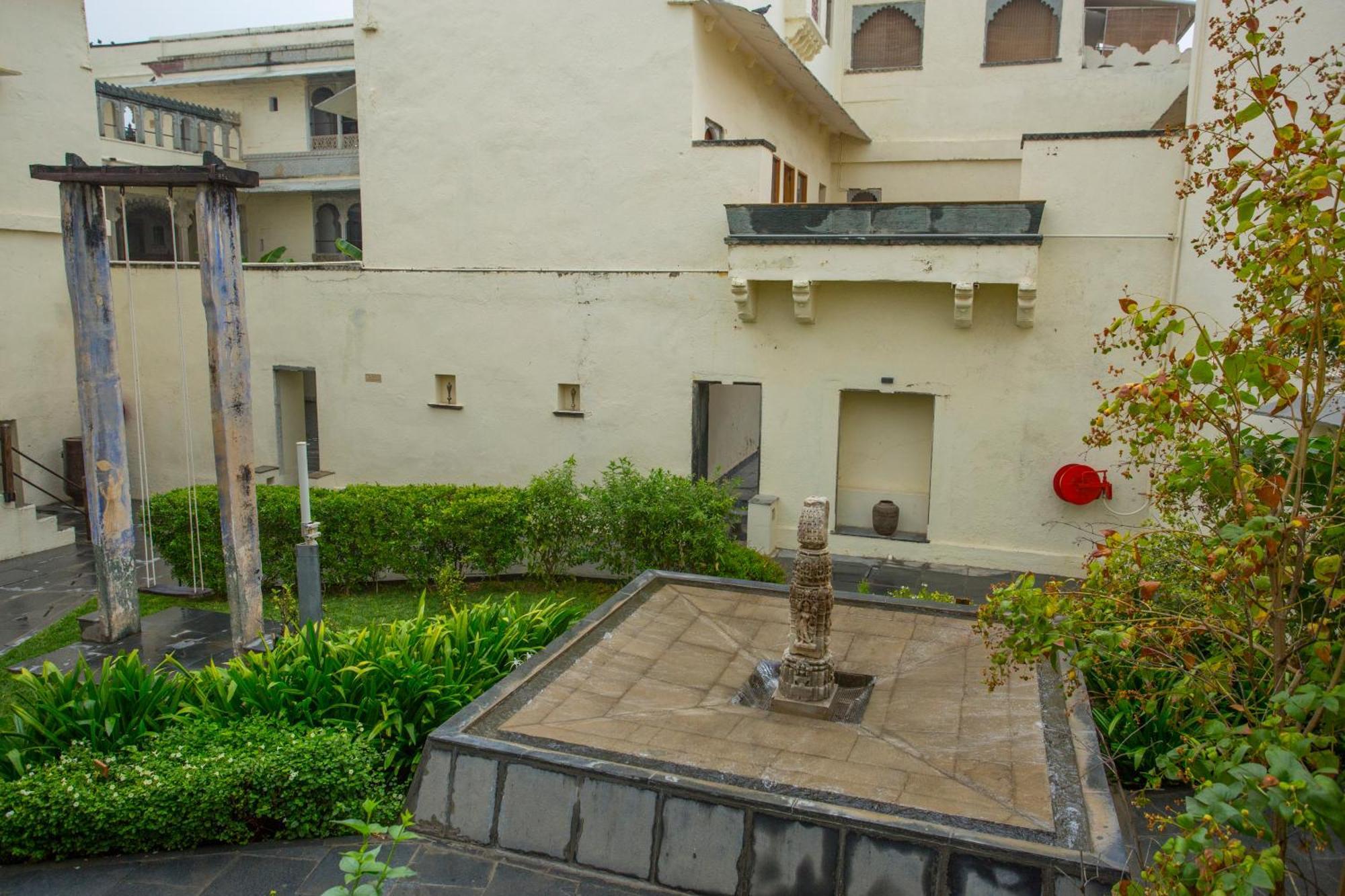 Raas Devigarh Delwāra Exterior foto