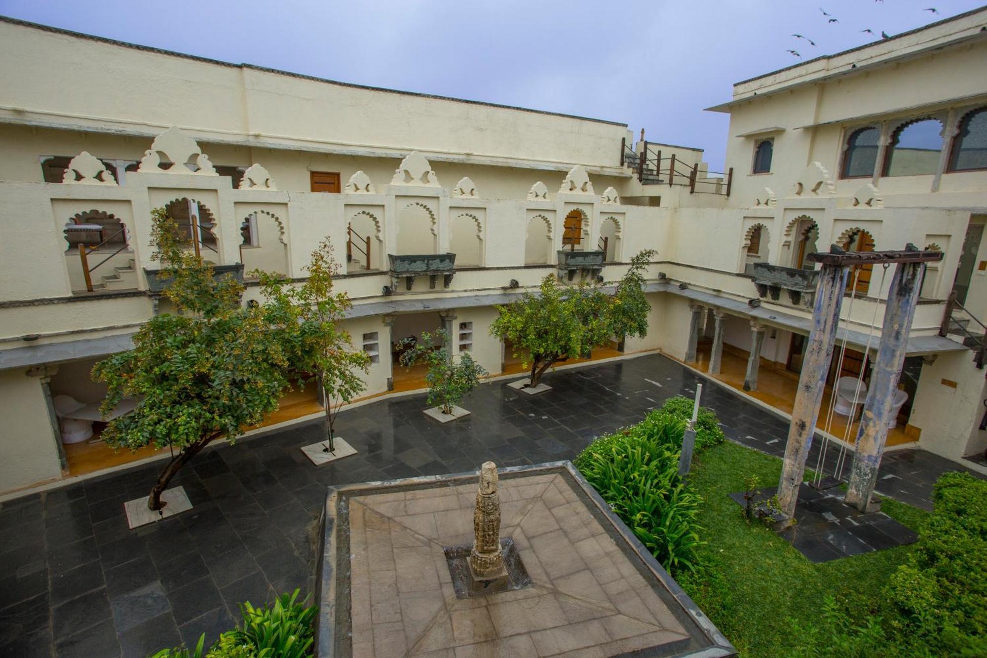 Raas Devigarh Delwāra Exterior foto