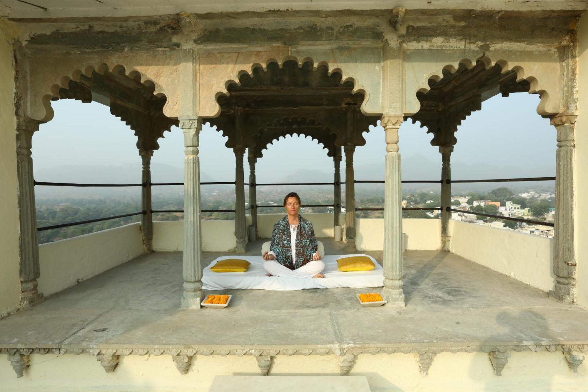 Raas Devigarh Delwāra Exterior foto