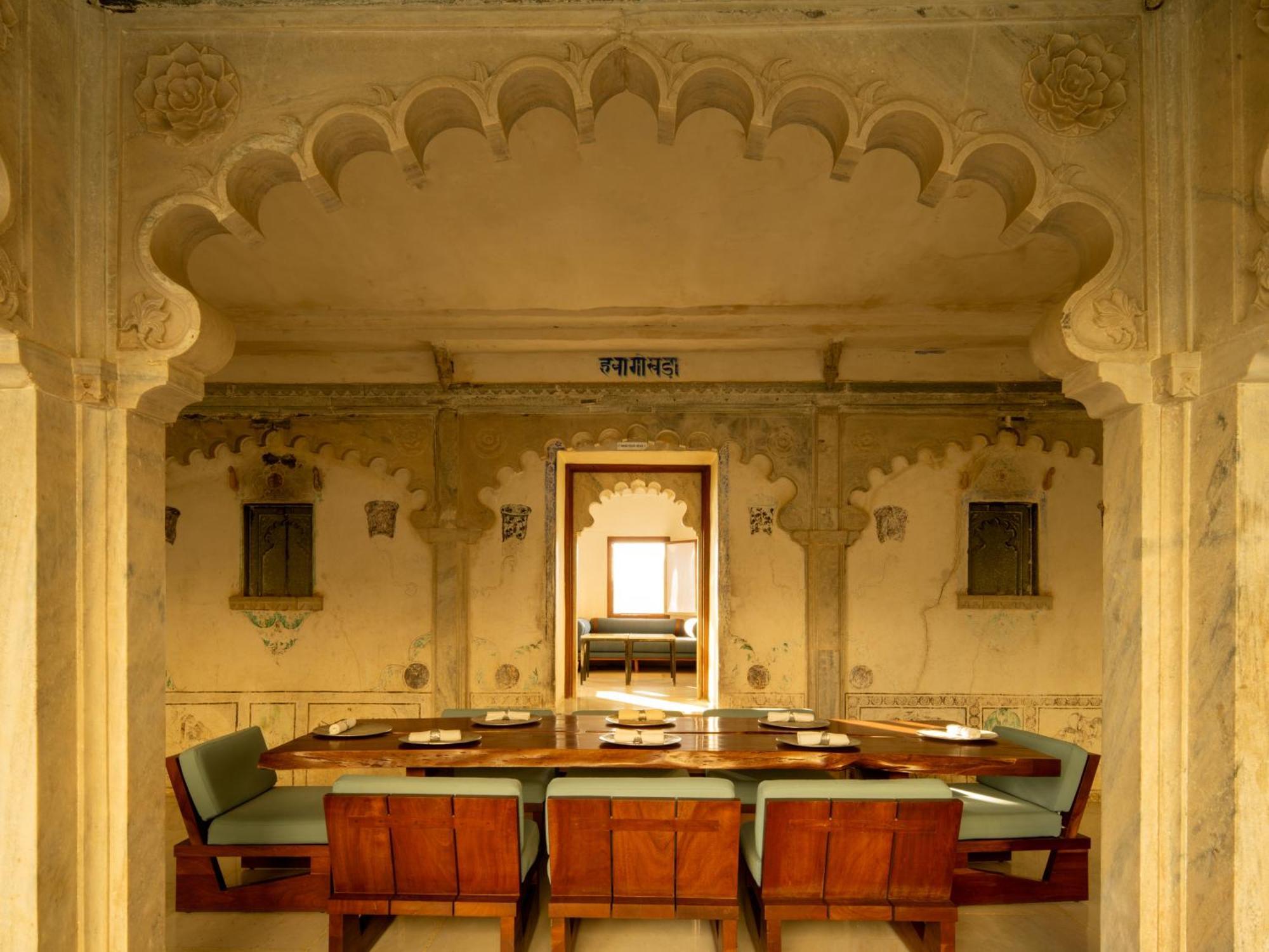 Raas Devigarh Delwāra Exterior foto
