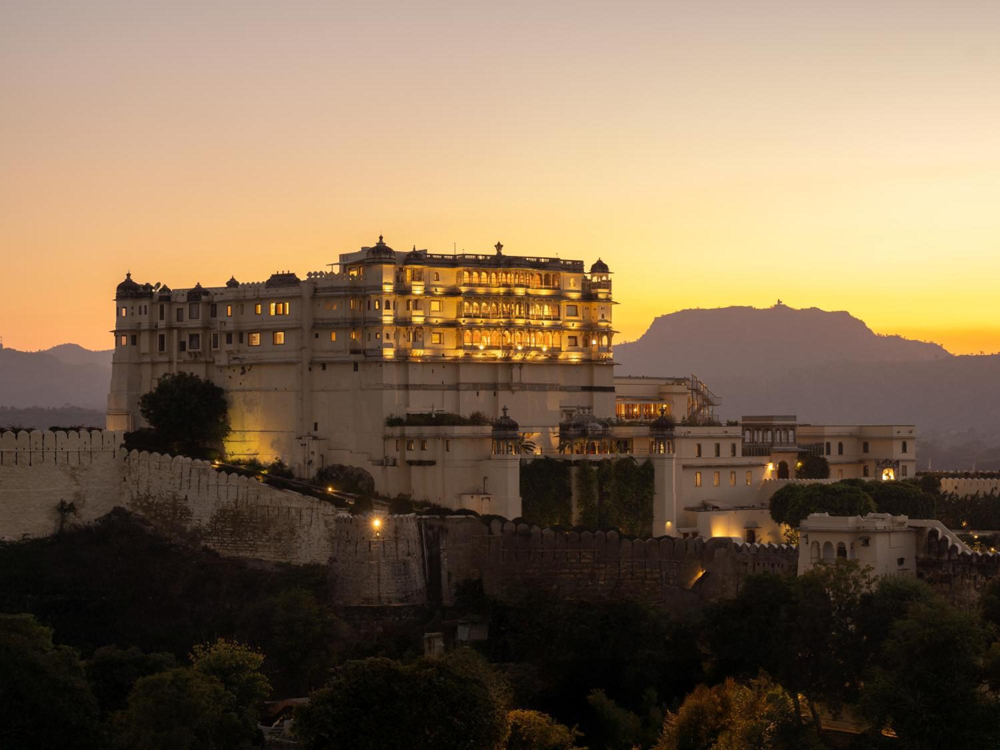 Raas Devigarh Delwāra Exterior foto